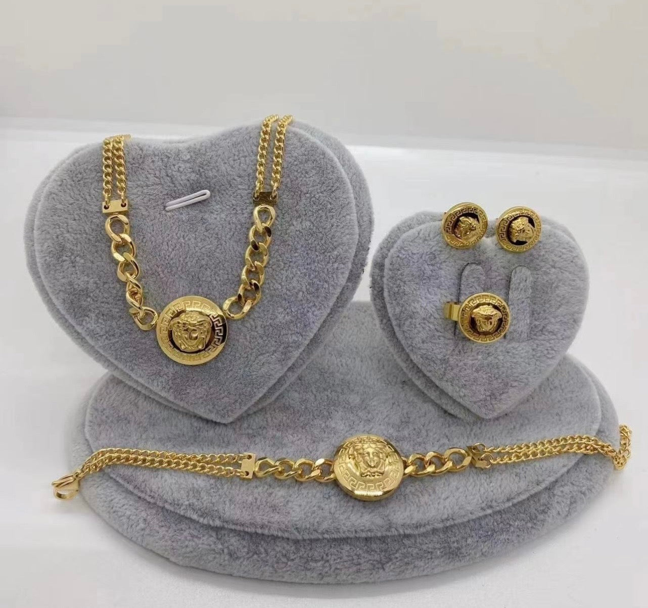 Set Medusa Clásico Dorado